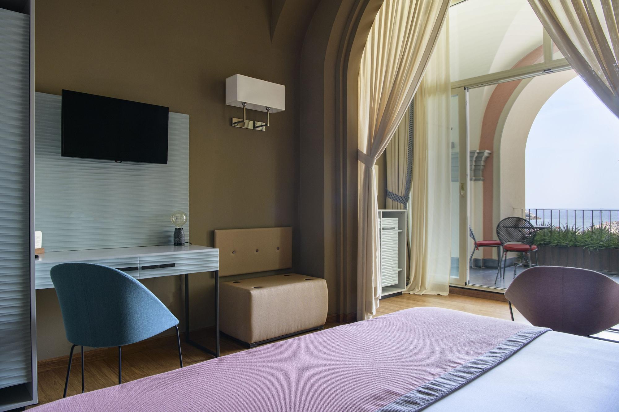 Grand Hotel Portovenere Porto Venere Exteriör bild